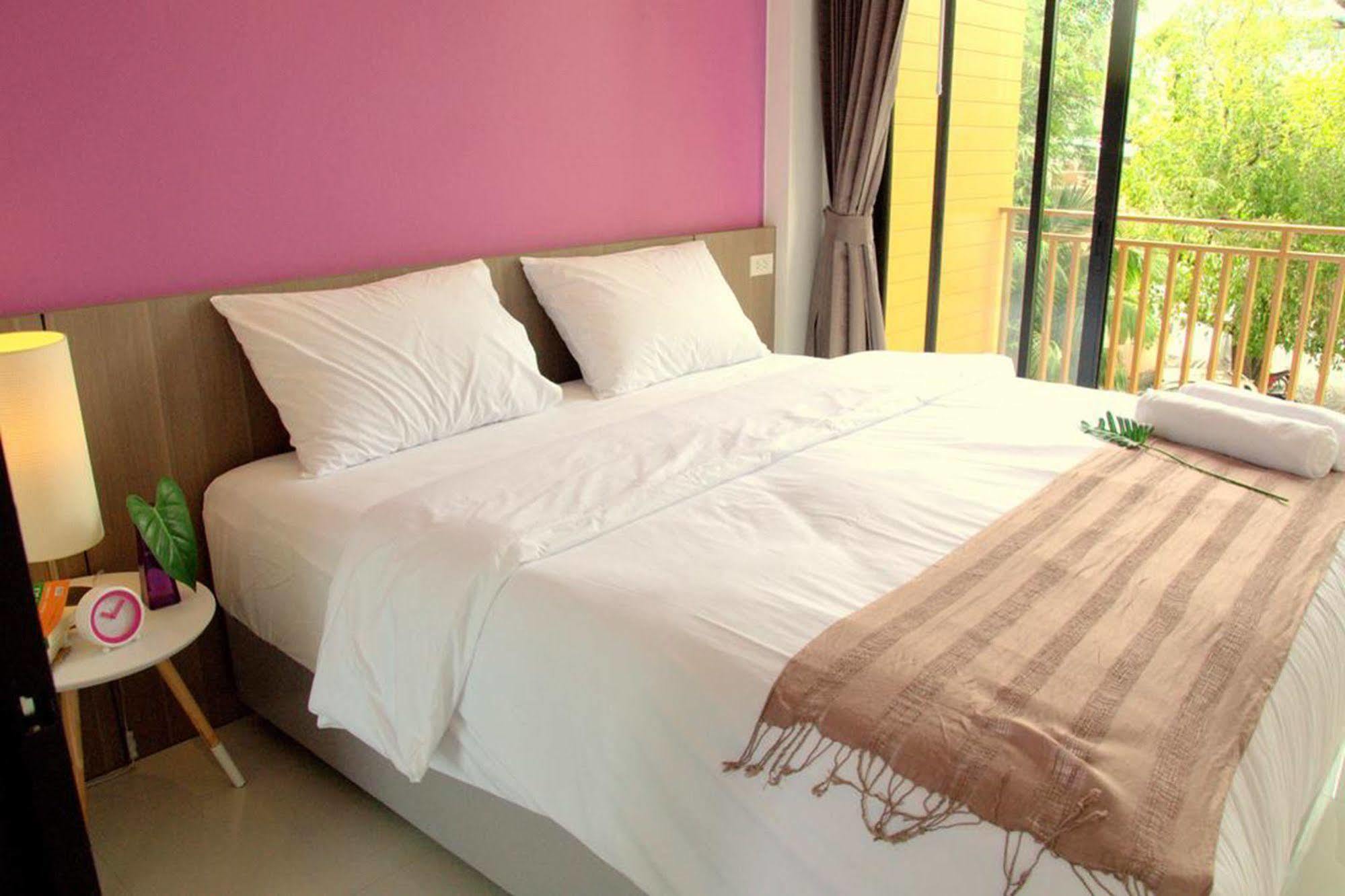Dusit Naka Place Phuket Exterior foto