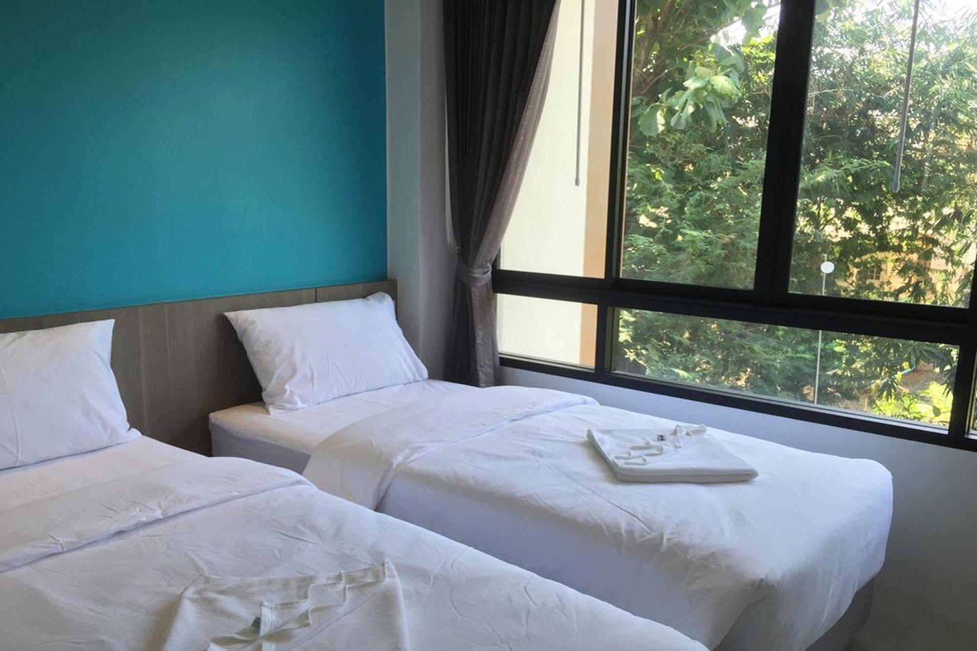 Dusit Naka Place Phuket Exterior foto